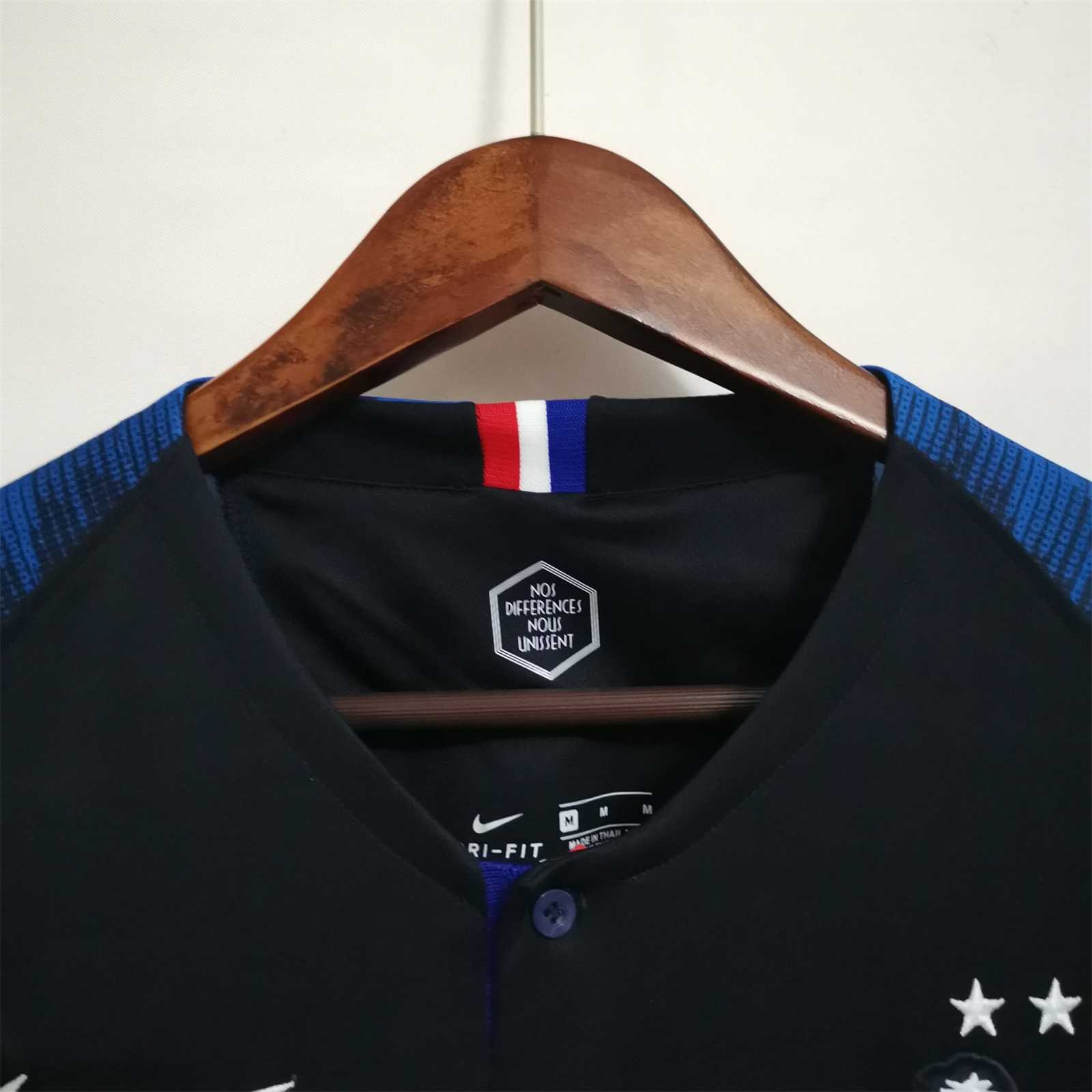 2018 World Cup Winners France Home Football Shirt 2 Stars